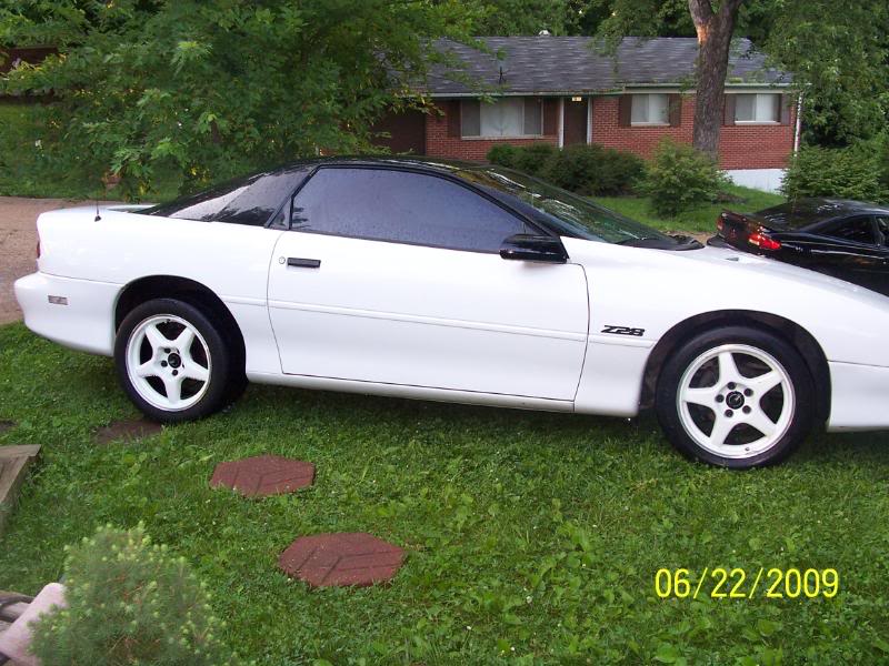 Name:  lt1whitewheels010.jpg
Views: 61
Size:  97.5 KB
